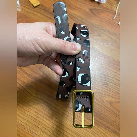 FOSSIL brown leopard print animal cheetah thin belt square gold tone buckle M - Picture 1 of 5
